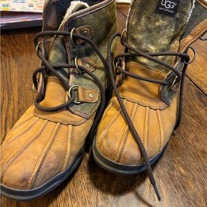 UGG Men's Tan and Black Waterproof Boots